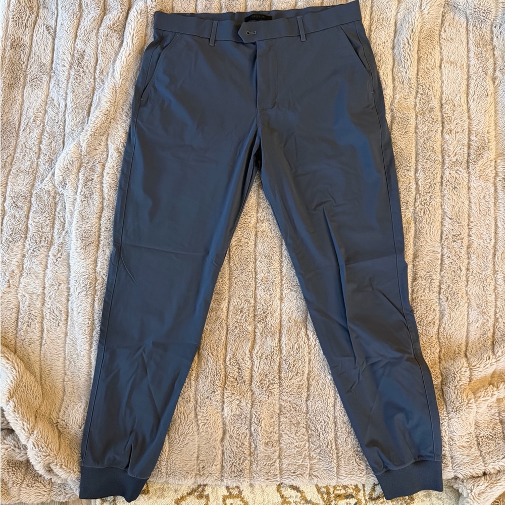 Greyson Charcoal Joggers